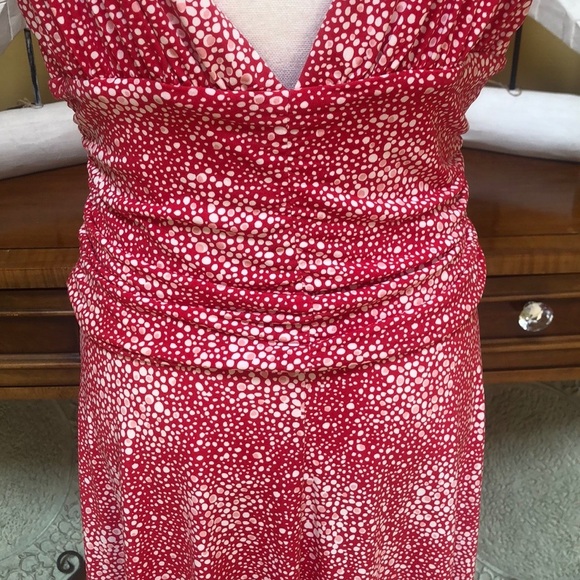 Dress Barn Red & White Floral Empire Waist Sleeveless Knee Length Midi Dress 10 - Picture 3 of 11
